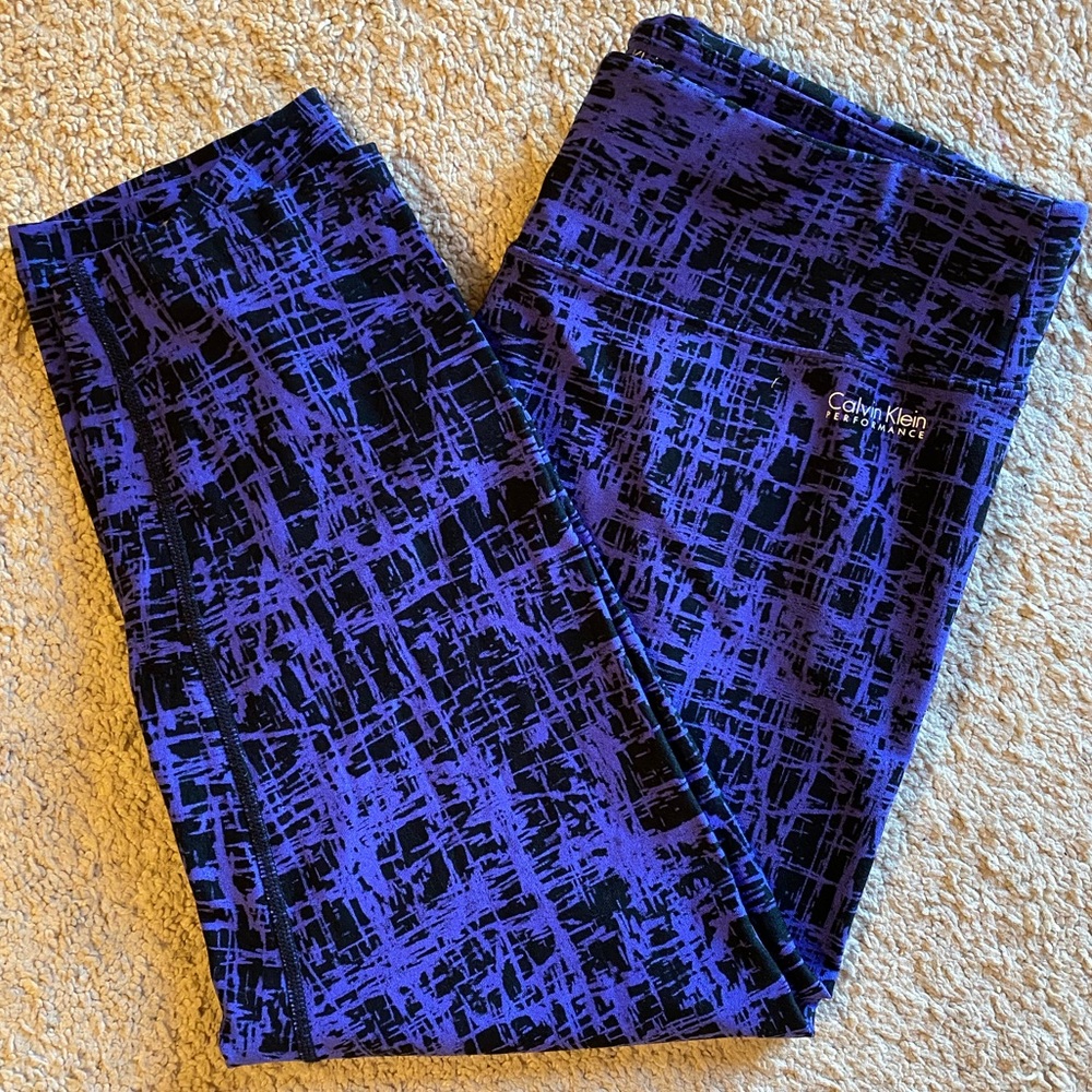Calvin Klein Performance Quick Dry Workout Capri. Black & purple design